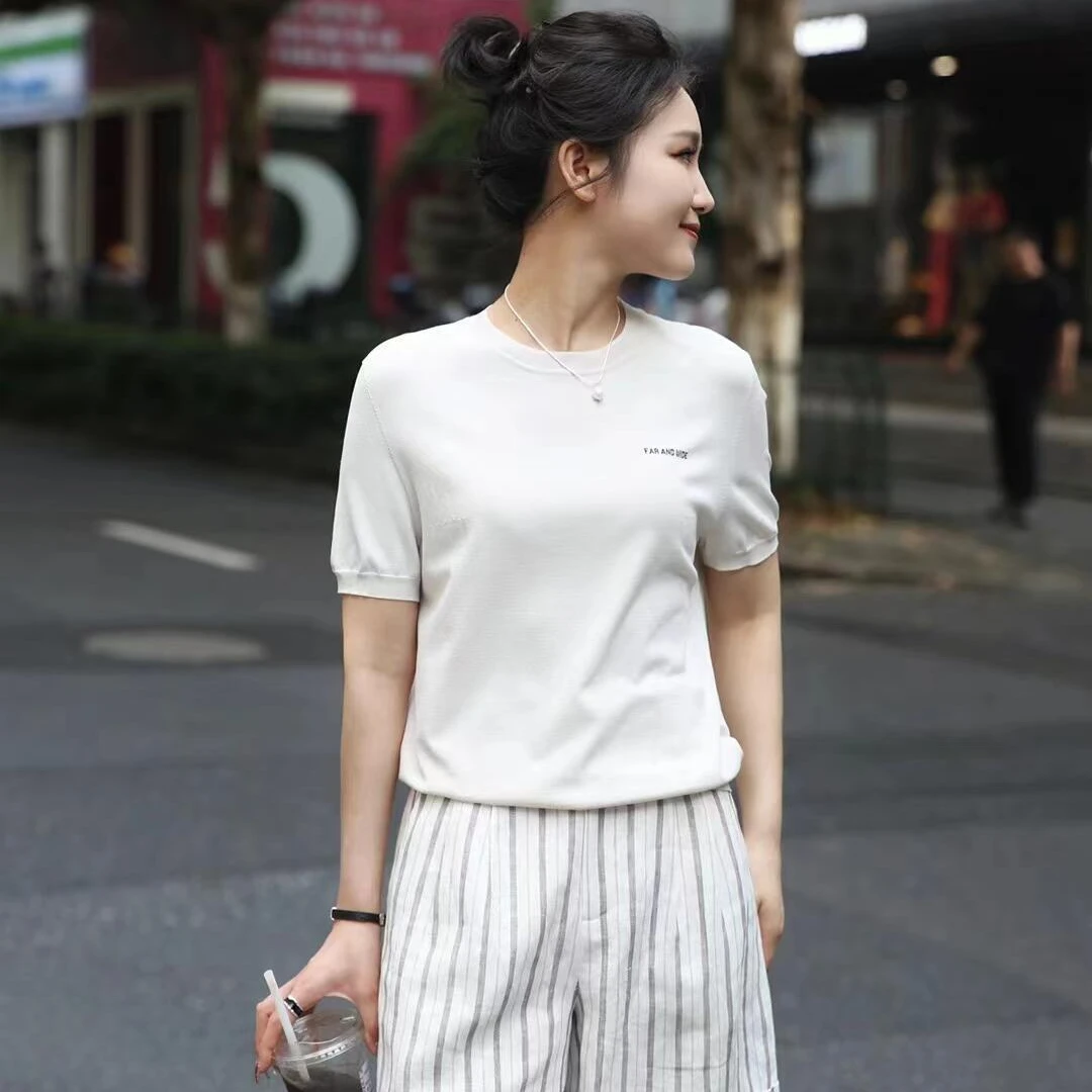 衣依阿家5399731简约百搭时尚休闲冰丝短袖圆领无缝针织T恤