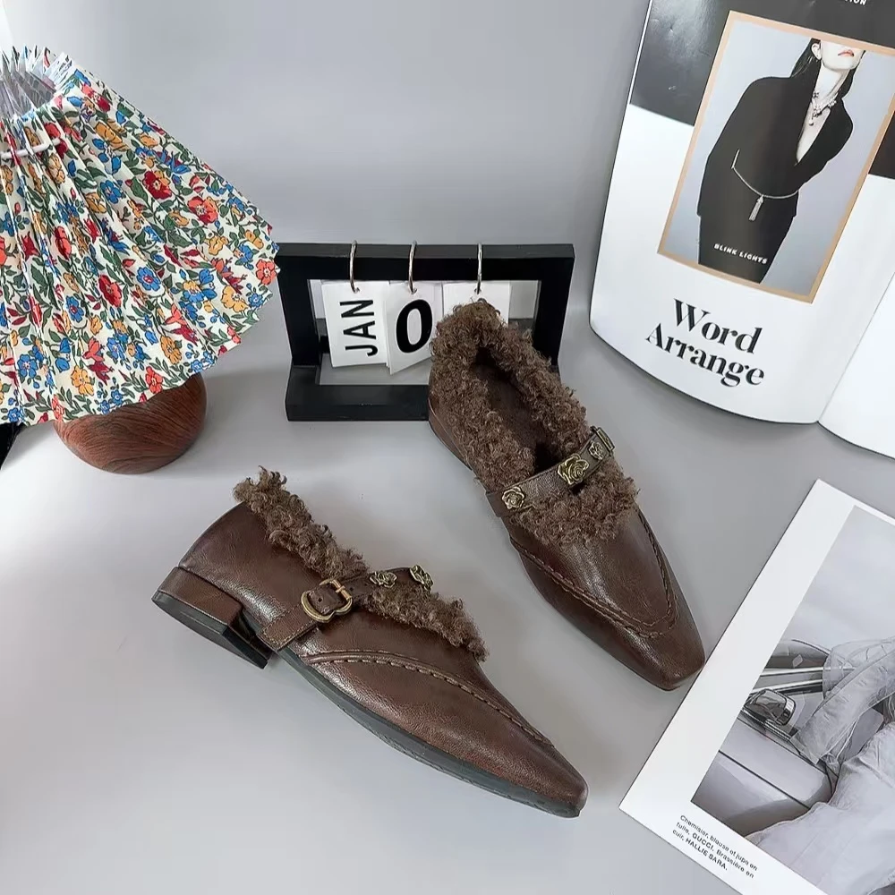 2929【有运费补贴】新款小方头舒适百搭卷卷毛矮跟单鞋【小华专属】