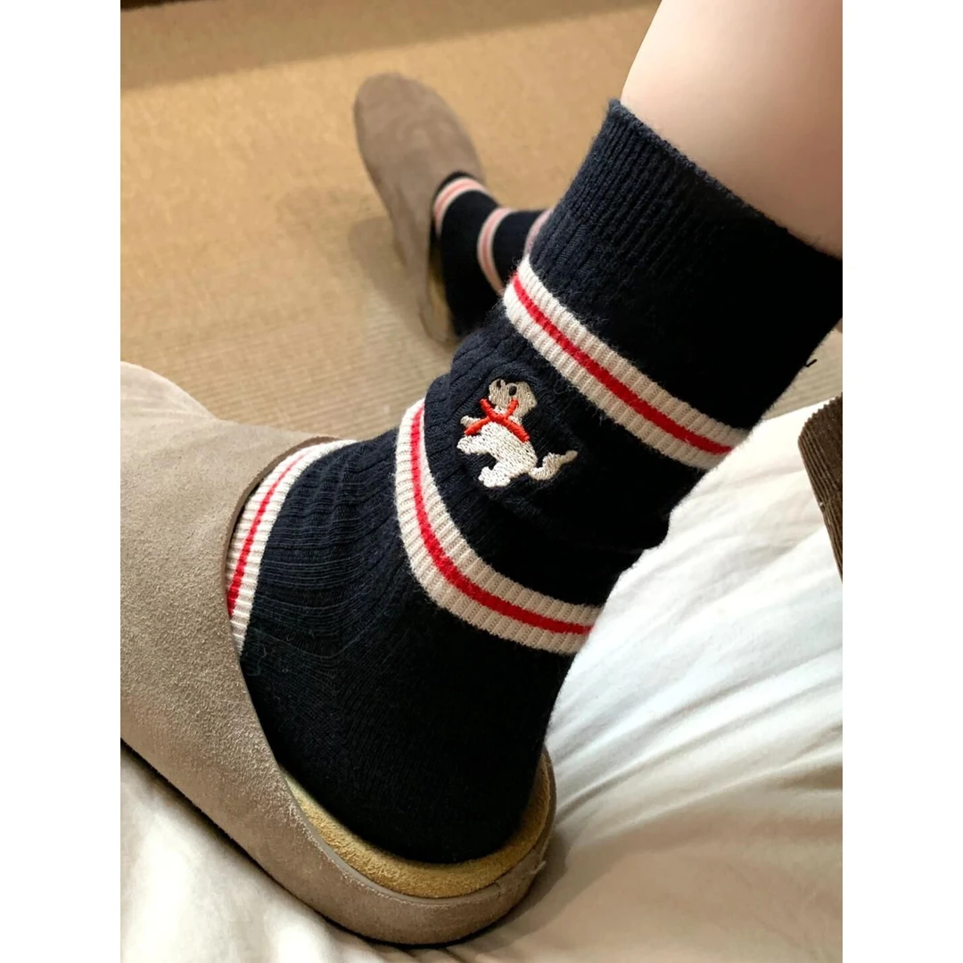 秋冬韩系insAB不对称撞色围脖条纹小狗中筒袜女英文学院风堆堆袜