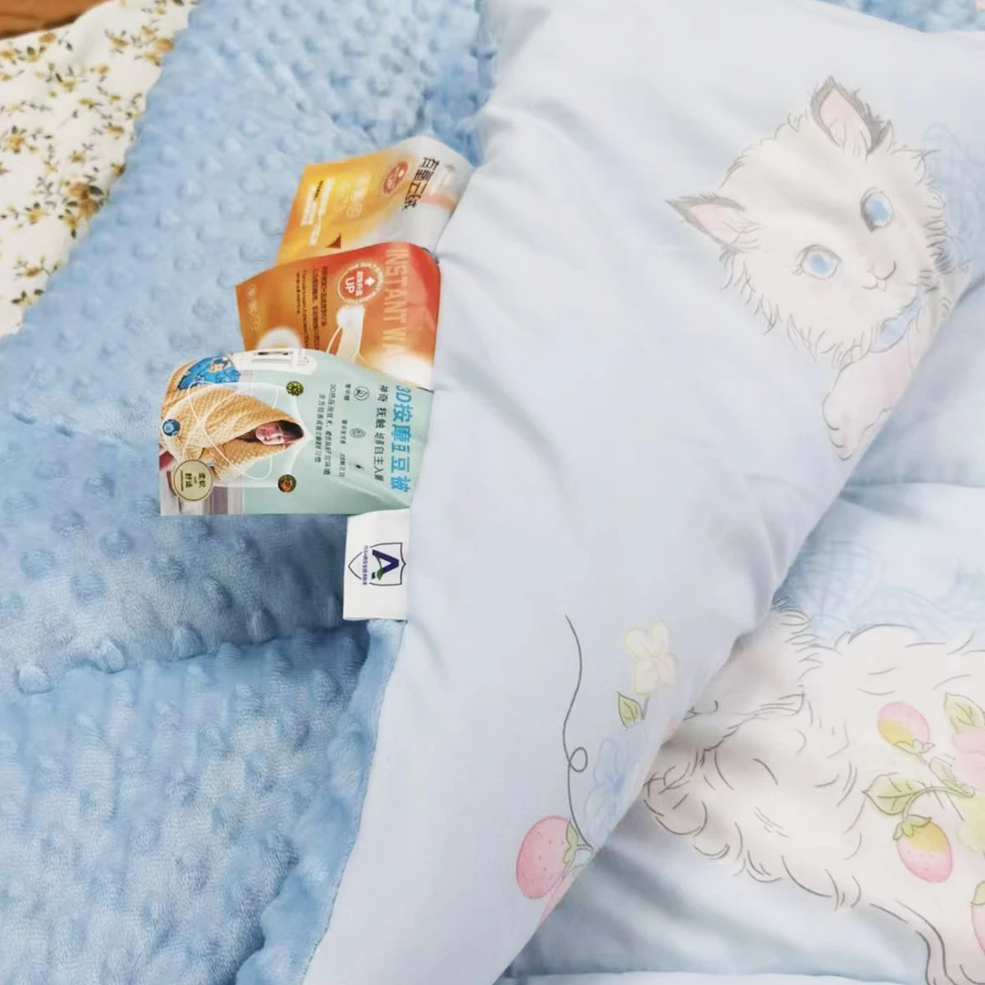 1.5*2米 小猫咪豆豆被 单人学生加厚冬季保暖牛宝宝绒夹棉被子