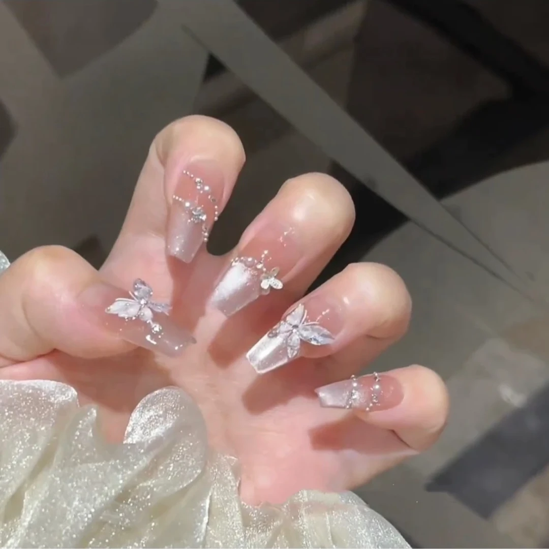 【蝶之翼】新款纯手工穿戴美甲闪钻蝴蝶高级轻奢显白假指甲美甲片