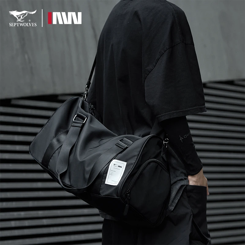 七匹狼短途旅行包男款大容量手提行李袋男士出差收纳包运动健身包