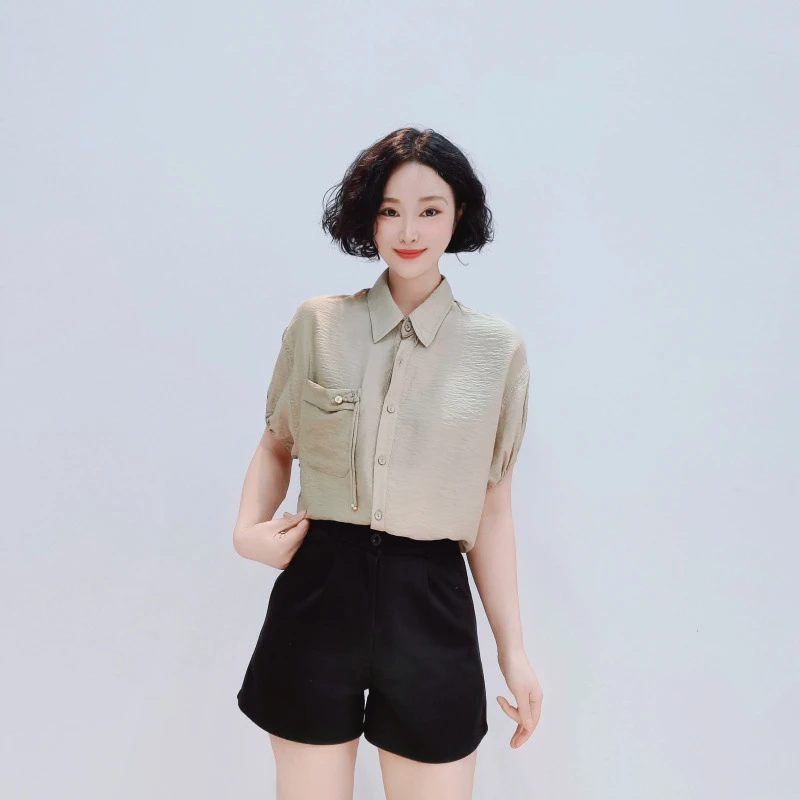 2005 时尚纯色洋气简约盘扣拼接显瘦轻奢气质衬衫