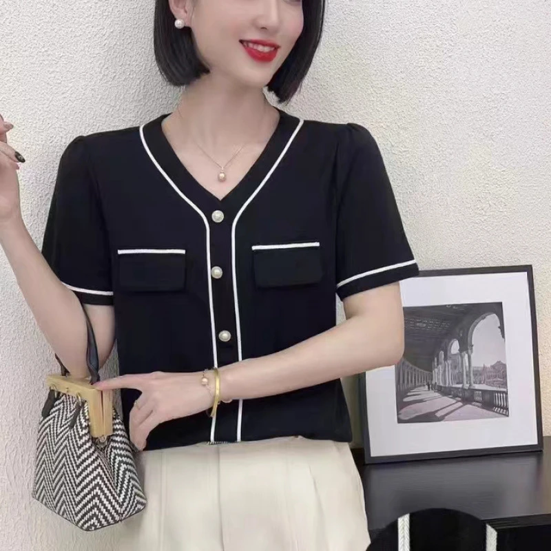 S108 时尚撞色拼接V领洋气显瘦气质百搭小香风小衫