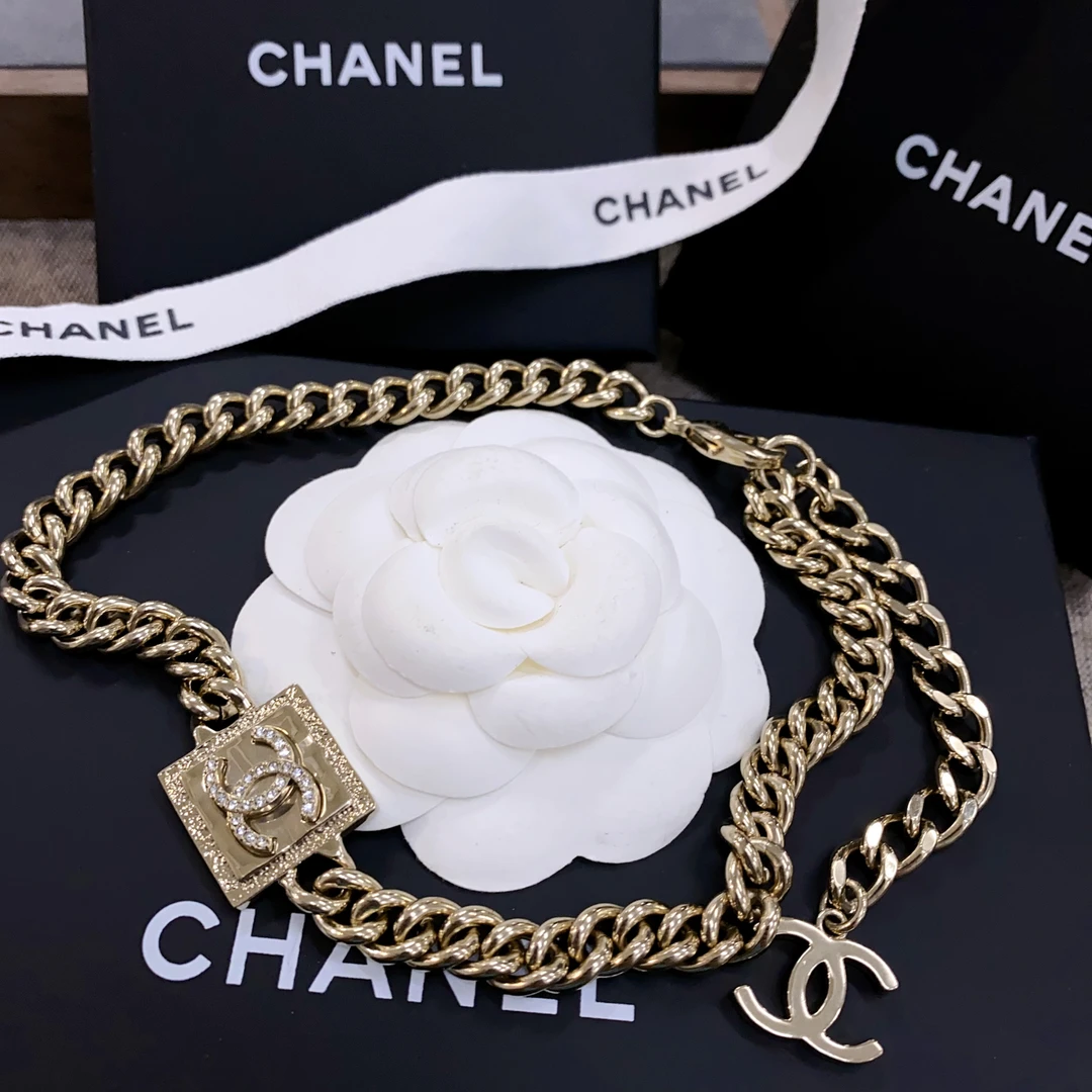 全新未使用 Chanel/香奈儿 时尚百搭款方糖镶钻 香槟金项链 23P