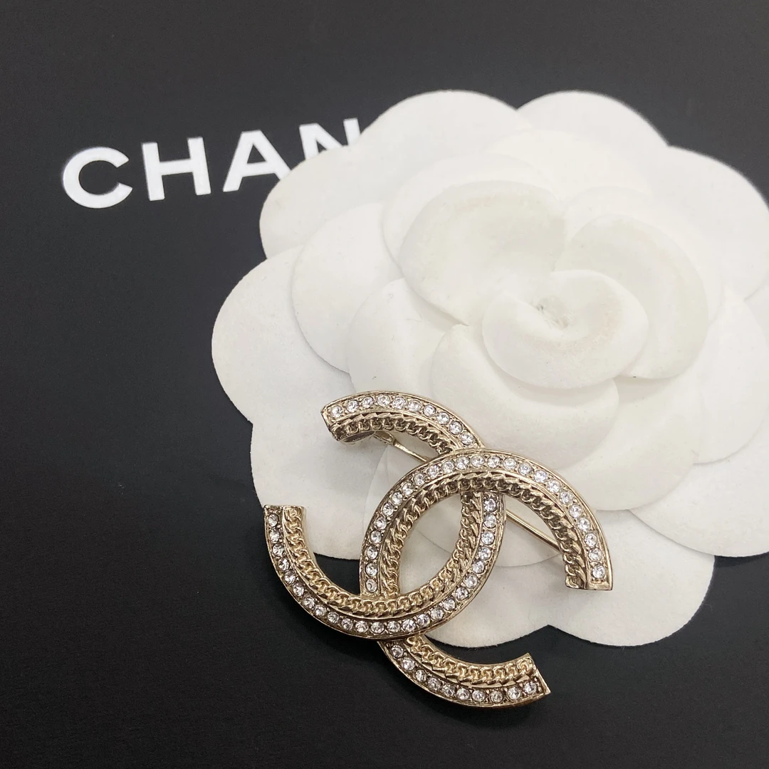 99新 Chanel/香奈儿 轻奢优雅素款满钻浮雕胸针22C
