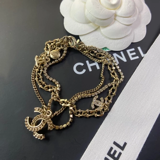 99新 Chanel/香奈儿 时尚 经典 多层 香槟金 金色 手链