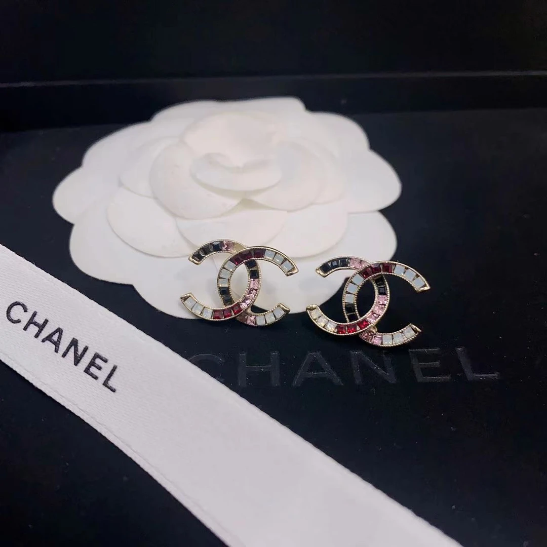 99新 Chanel/香奈儿 优雅素款彩钻百搭满钻耳钉15S/AY0442