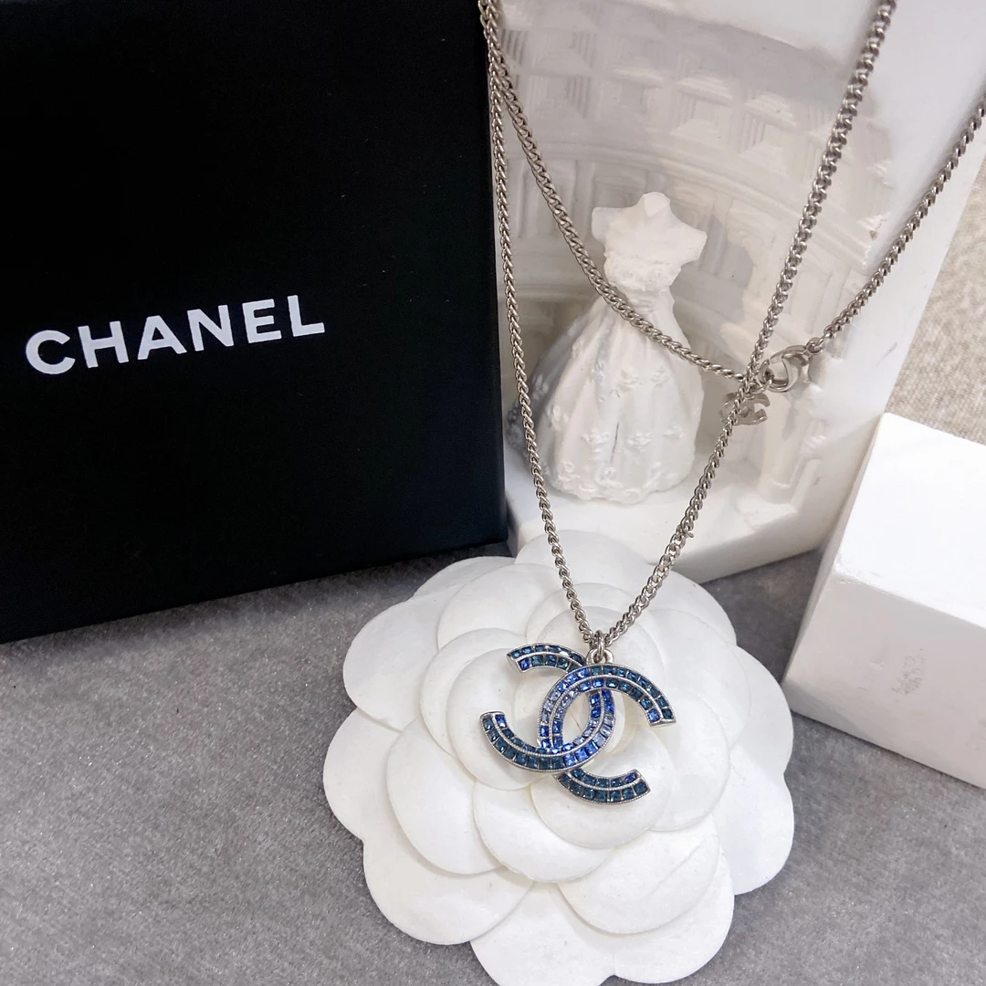 未使用 Chanel/香奈儿 百搭款优雅简约蓝钻锵银色项链P/AE0071