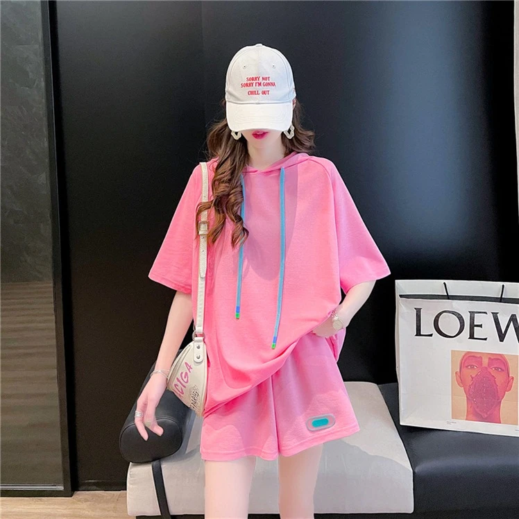 运动风休闲套装女士2025夏季新款韩版宽松连帽短袖+短裤两件套潮