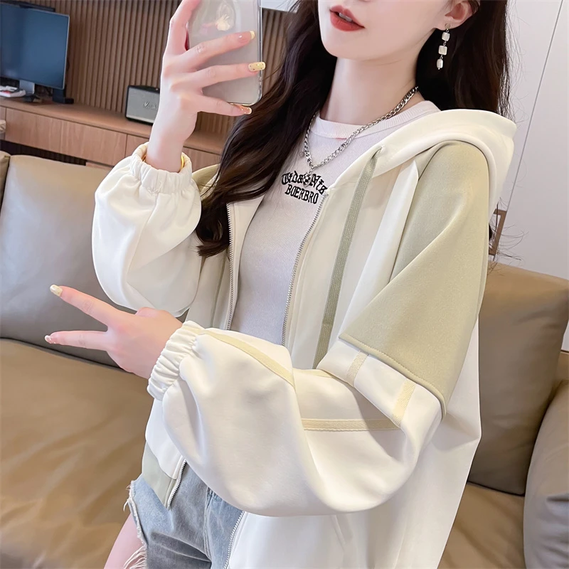 洋气减龄连帽卫衣女秋冬新款开衫棒球服宽松百搭上衣外套加绒加厚