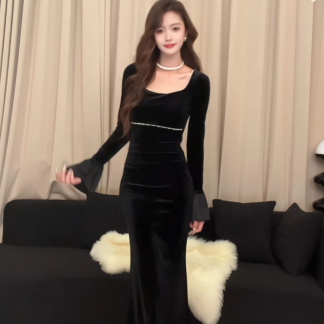 茜茜【山野栀子】连衣裙显瘦气质性感秋季法式修身SNIWW405014