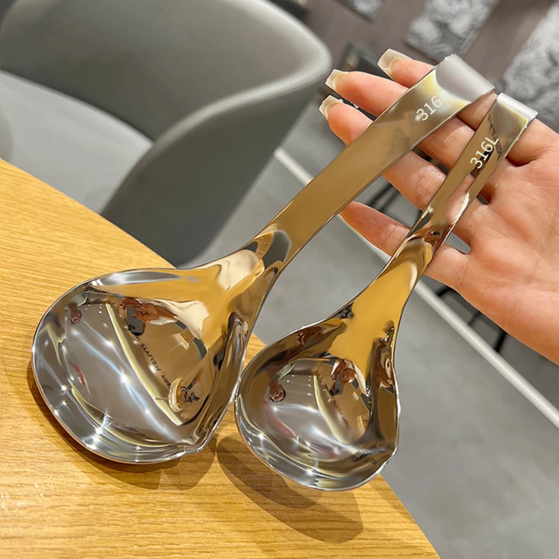 316不锈钢汤勺盛汤勺短柄家用汤匙防滑挂壁圆头勺加深加厚火锅勺