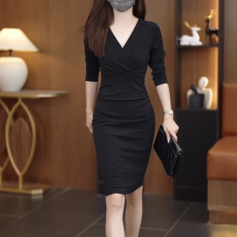 【新款上新】气质显瘦女人味连衣裙Q19717