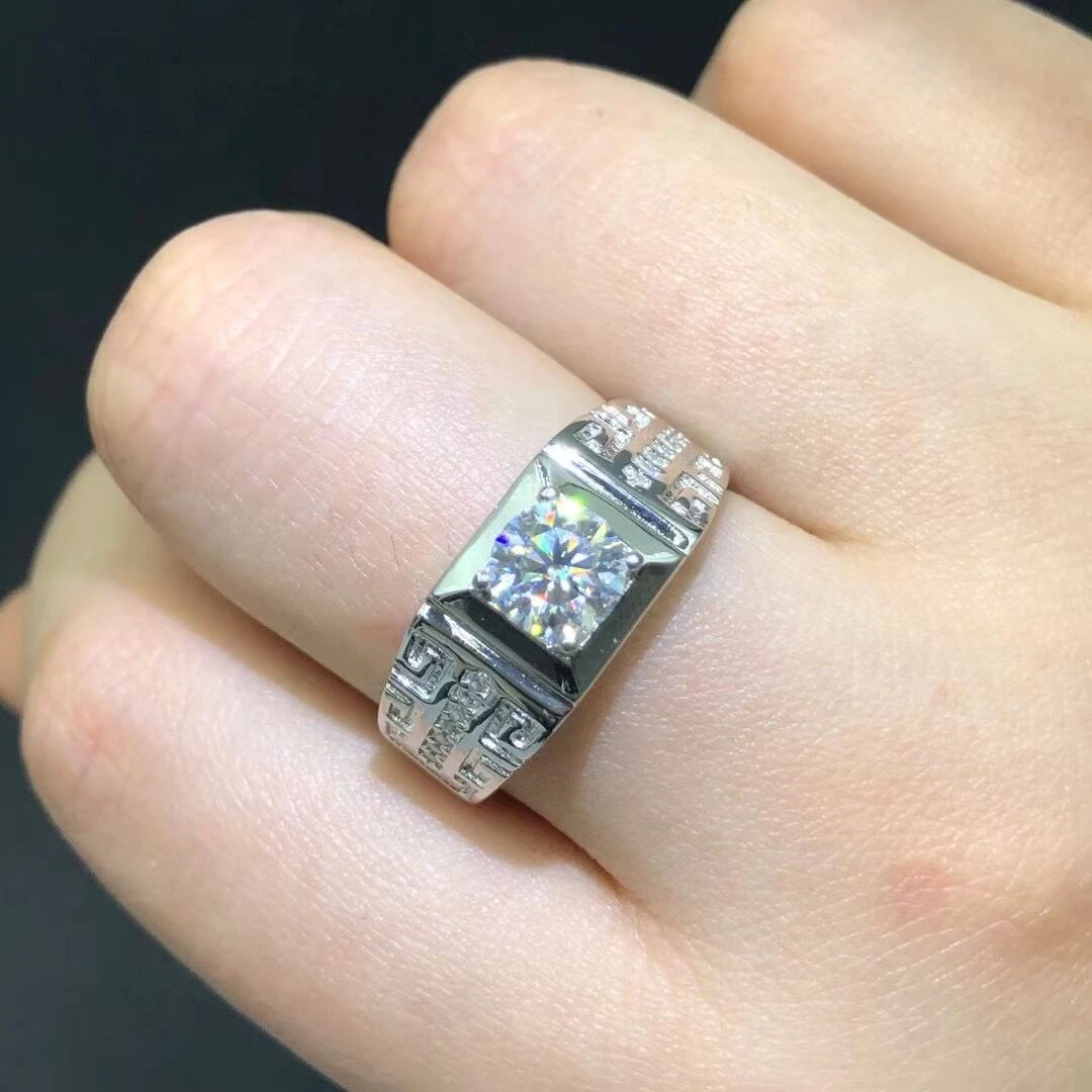 925银莫桑石戒指 【祥云男戒】1-2克拉莫桑钻戒指男士结婚碳硅石