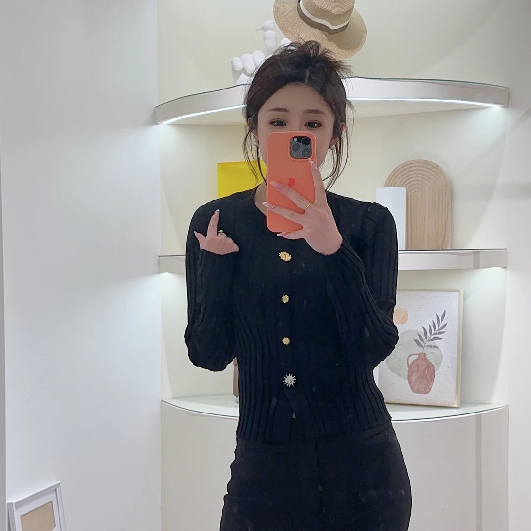 Lagogo/拉谷谷LAGOGO拉谷谷专柜新款黑金系列针织开衫气质