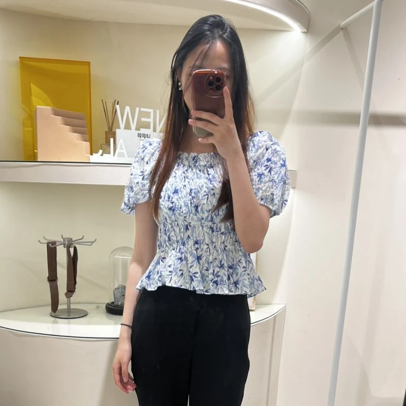 Lagogo/拉谷谷LAGOGO拉谷谷专柜新款时尚衬衫辣妹款碎花上衣