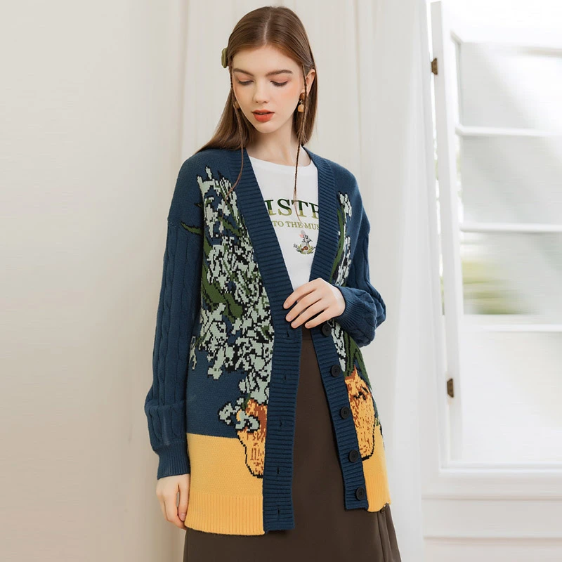 新款专柜同款遮肉显瘦时尚设计款开衫毛衣秋冬外套提花女士