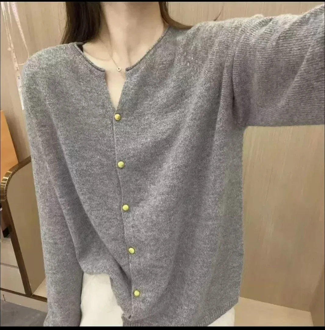 长袖针织开衫休闲百搭宽松