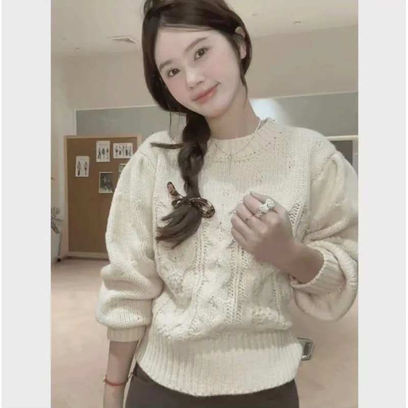 复古麻花圆领套头针织衫毛衣女秋冬新款高级感慵懒风收腰外穿上衣