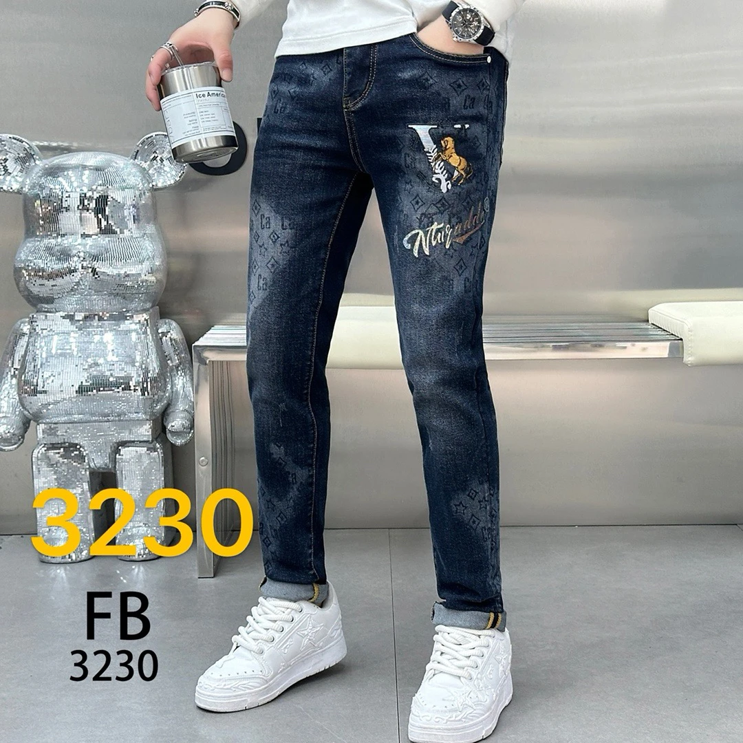 秋季新款时尚欧版潮流男士烧花修身牛仔裤3230