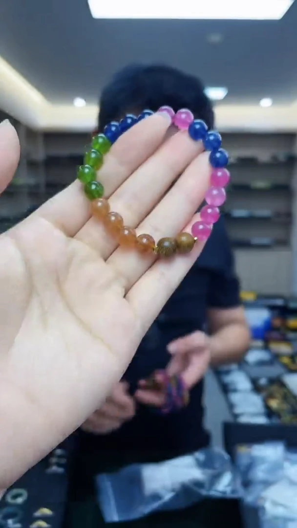 【闪购商品】碧玺`未镶嵌多样性发一个