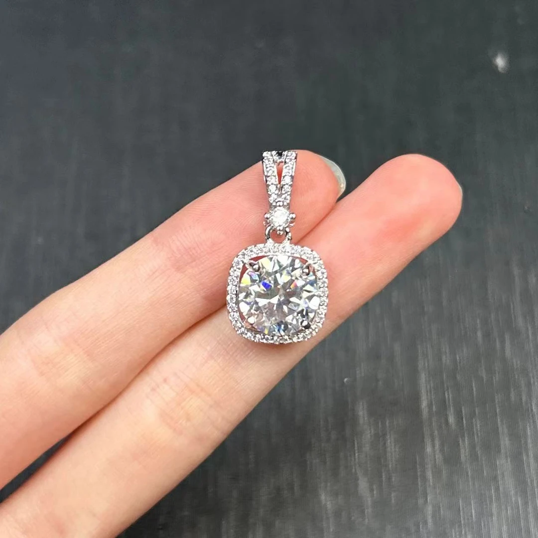 阿鲁沙-矿区高订气质满镶神925镀金吊坠配链523