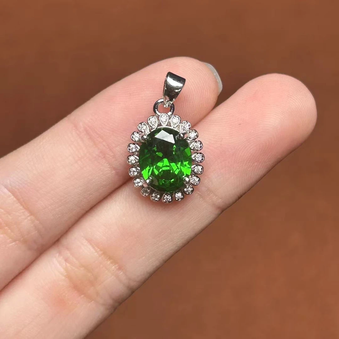 阿鲁沙-典藏轻奢艳绿宝-精工合金培育吊坠配链843