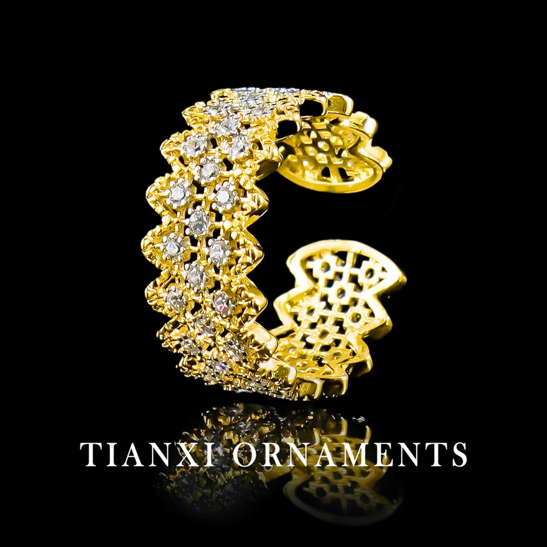 铜合金戒指 ——甜兮   D107   金色时尚精致戒指