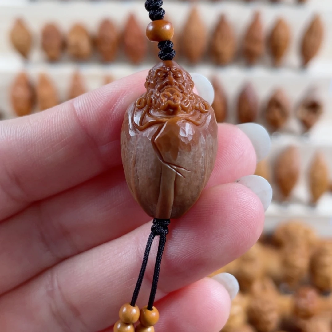 【闪购商品】橄榄核核雕刚****馍