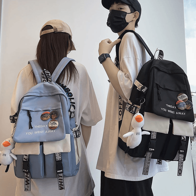 【爆款热卖】双肩包大容量背包新款时尚大通用潮牌男女休闲简约初