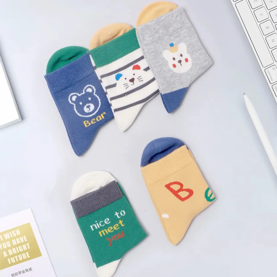 4-12岁秋冬小博士儿童袜子加厚保暖中筒学生卡通袜中大童无骨棉袜