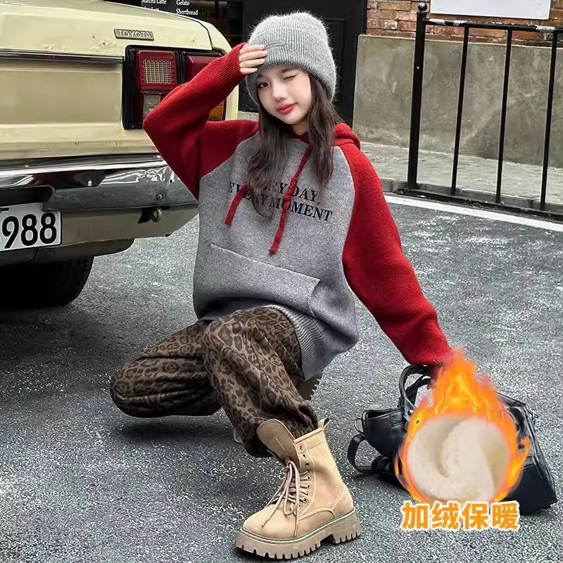 女童毛衣加绒加厚过年红色女孩冬款2025新款插肩袖上衣连帽针织衫