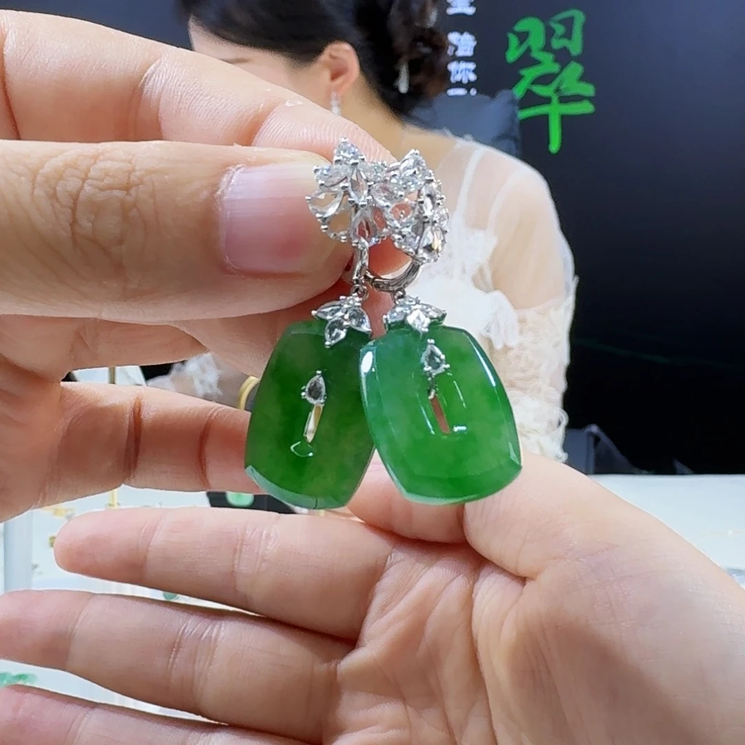 翡翠耳饰18K金镶嵌18k镶嵌