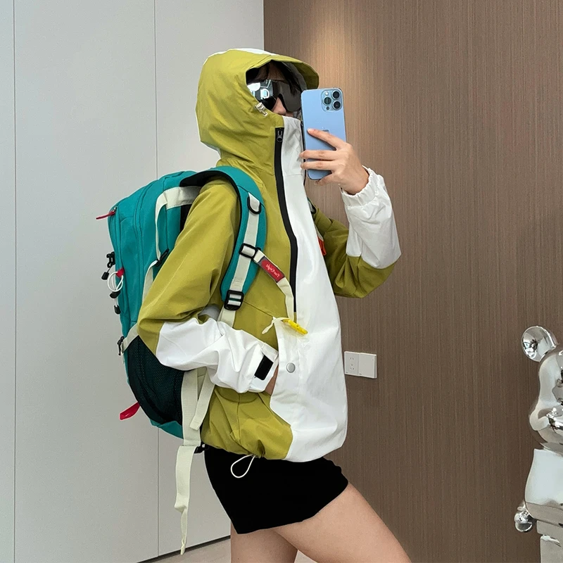 五防硬壳超硬核户外撞色防水耐磨透气情侣男女连帽外套冲锋衣