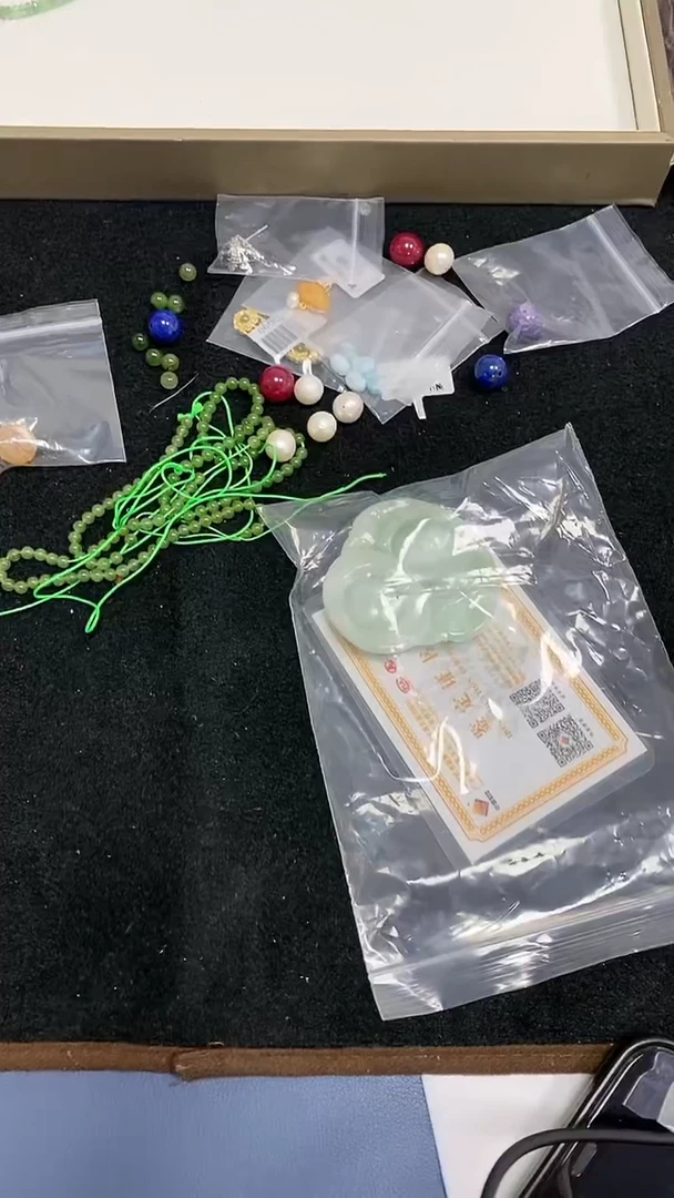 【闪购商品】翡翠颈饰未镶嵌AA6