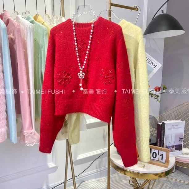 小雪花烫钻钉珠高品质圣诞红色圆领雪花短款时髦百搭毛衣