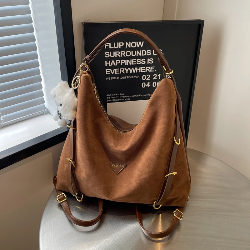 9932  （直播专属）时尚休闲双肩包女式通勤斜挎包