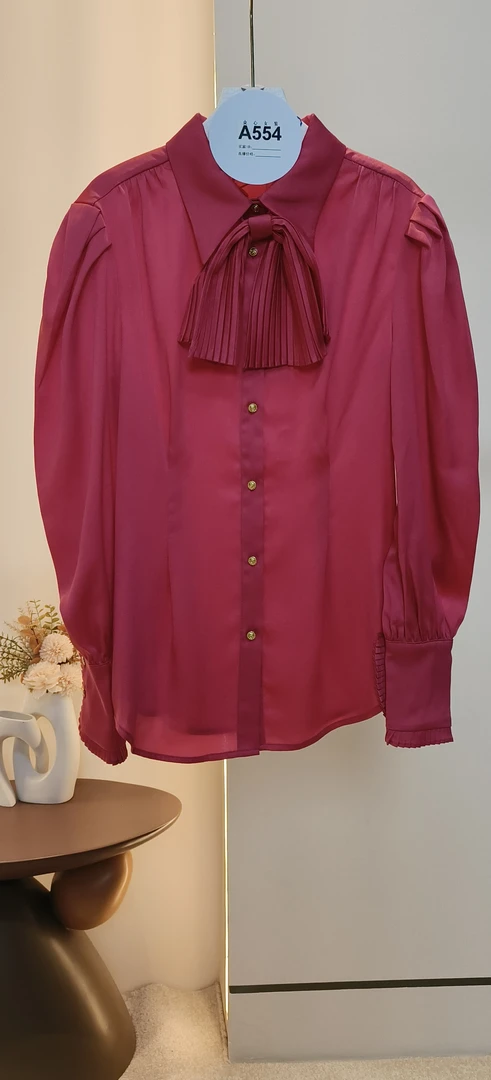 （554）众心服饰-非主图款女装-以主播展示介绍为主-气质百搭显瘦