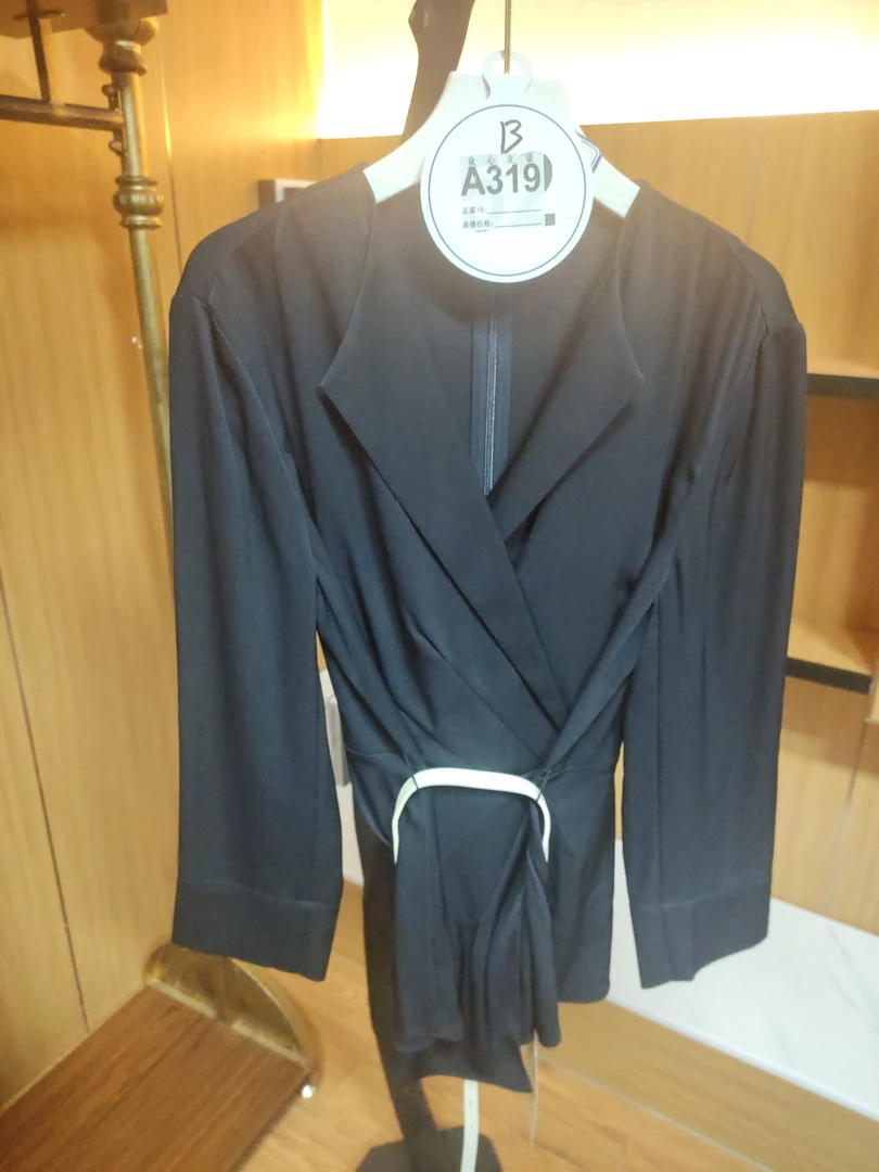 （319）众心服饰-非主图款女装-以主播展示介绍为主-中国风立领修身