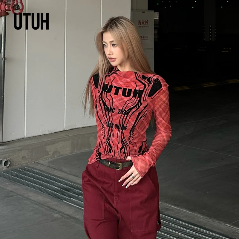 UTUH 红色植绒网纱印花打底上衣修身显瘦2024冬季新款 TUWFW3N342