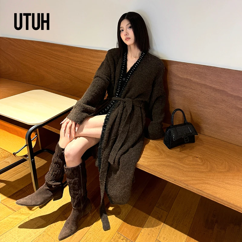 UTUH咖色假两件美拉德色系气质手工钉珠设计毛针织外套TUWFW2Z339