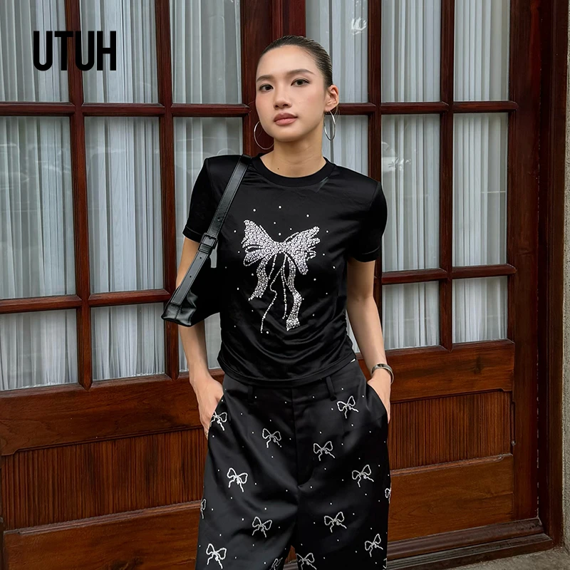 UTUH 黑色缎面醋酸针织烫钻T恤女修身显瘦上衣 TUWFR4T142