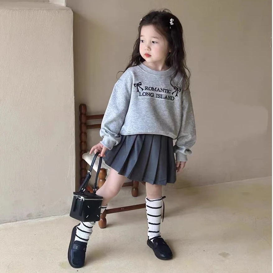 女童卫衣2024春秋新款时髦洋气长袖宽松上衣小女孩秋装网红儿童装