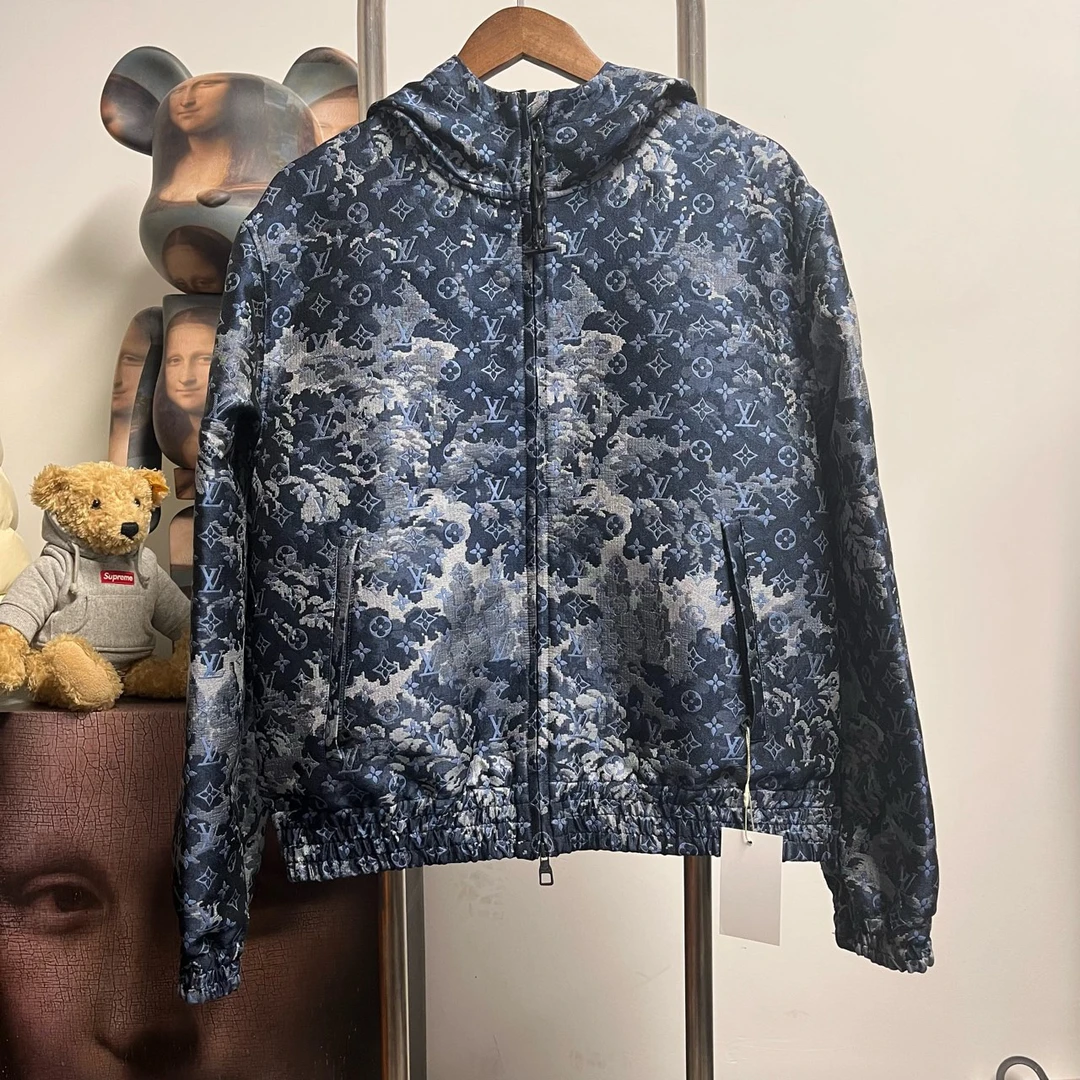 Louis Vuitton Lv满印地毯外套 H0802 尺码：52 衣长62 胸围58