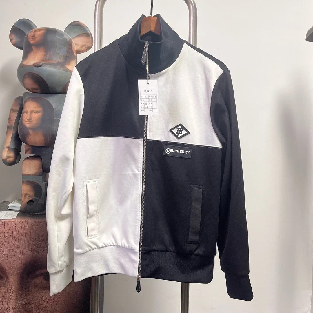 Burberry巴宝莉黑白拼接外套 J1019 尺码：S 衣长65 胸围52 99新
