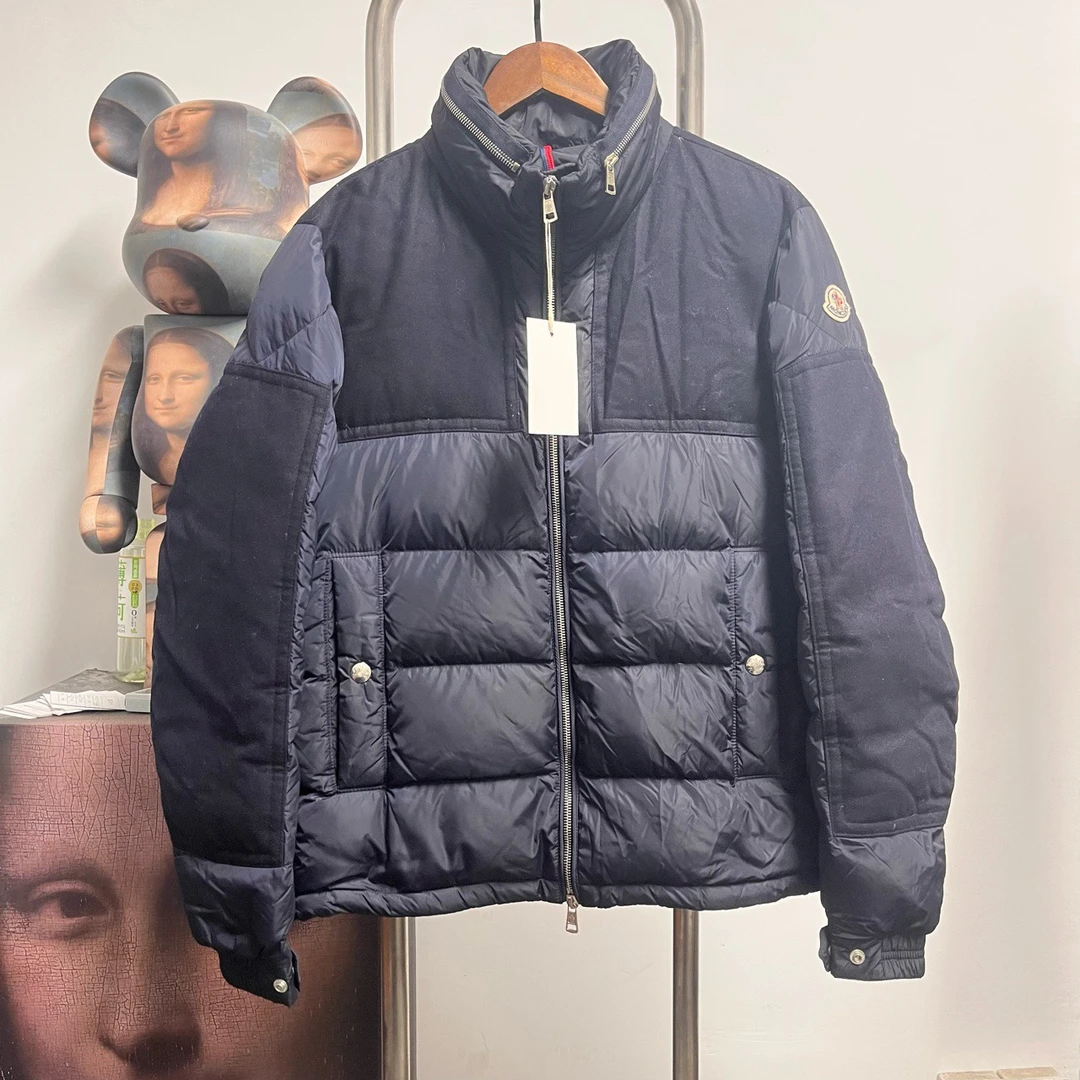 Moncler蒙口拼接羽绒服 I1309 尺码：2 衣长64 胸围54 新旧：99