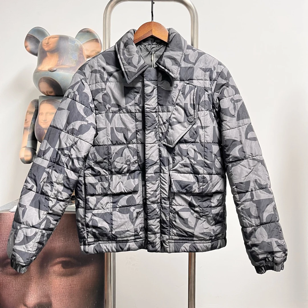 Louis Vuitton Lv三花棉服 I1208 尺码:44 衣长62胸围53新旧:99新