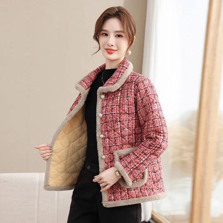 妈妈冬装翻领短款格子棉衣加绒保暖中老年女秋冬外套小香风减龄