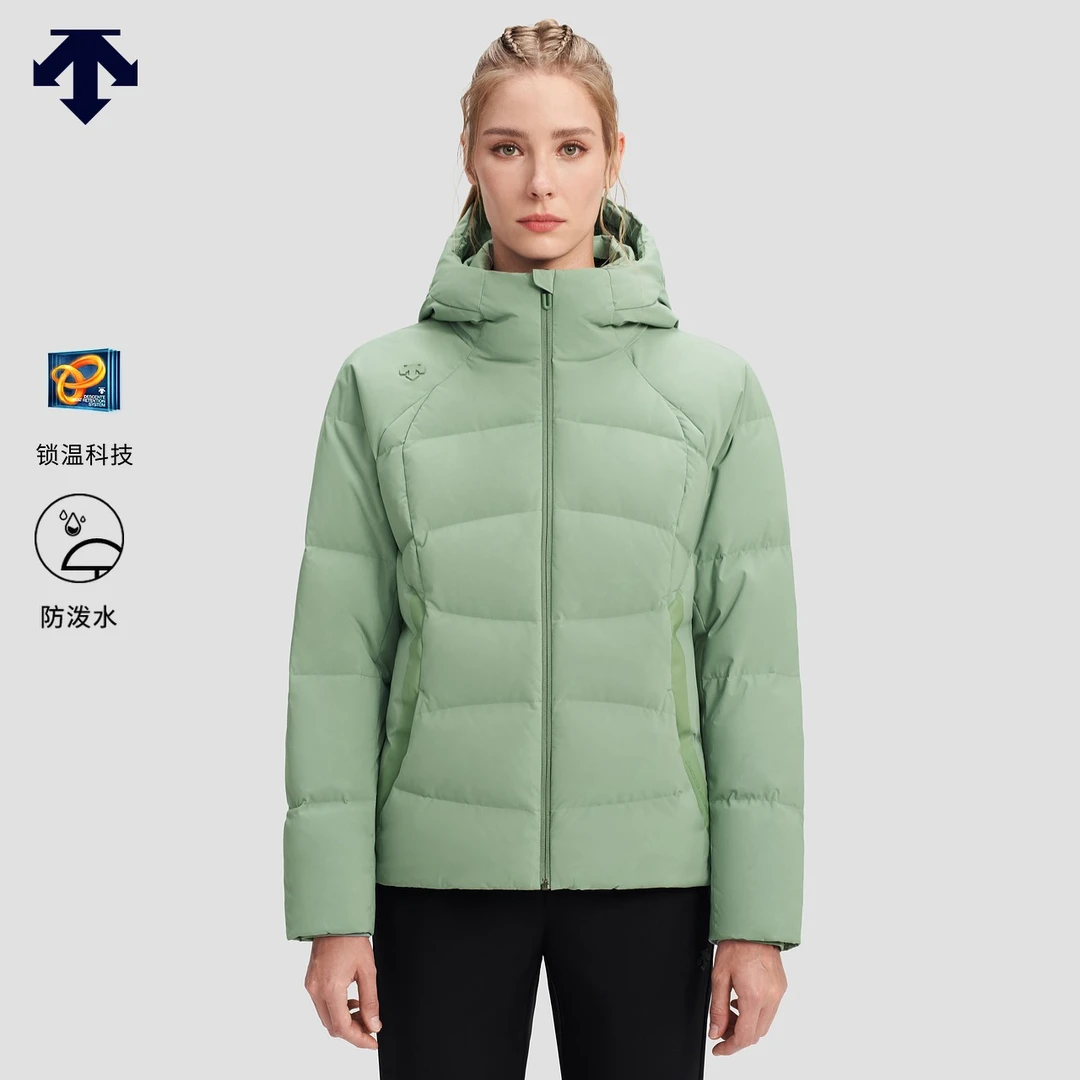 DESCENTE迪桑特运动训练防泼水光转热能女士时尚羽绒服冬季